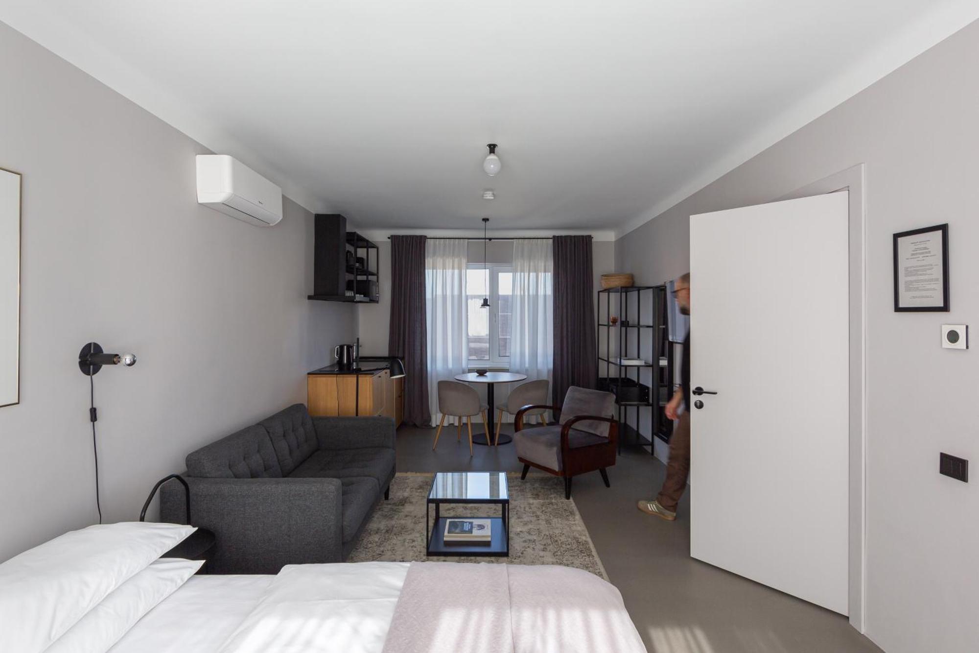 Minimalist. Apartment & Studio Šiauliai Buitenkant foto