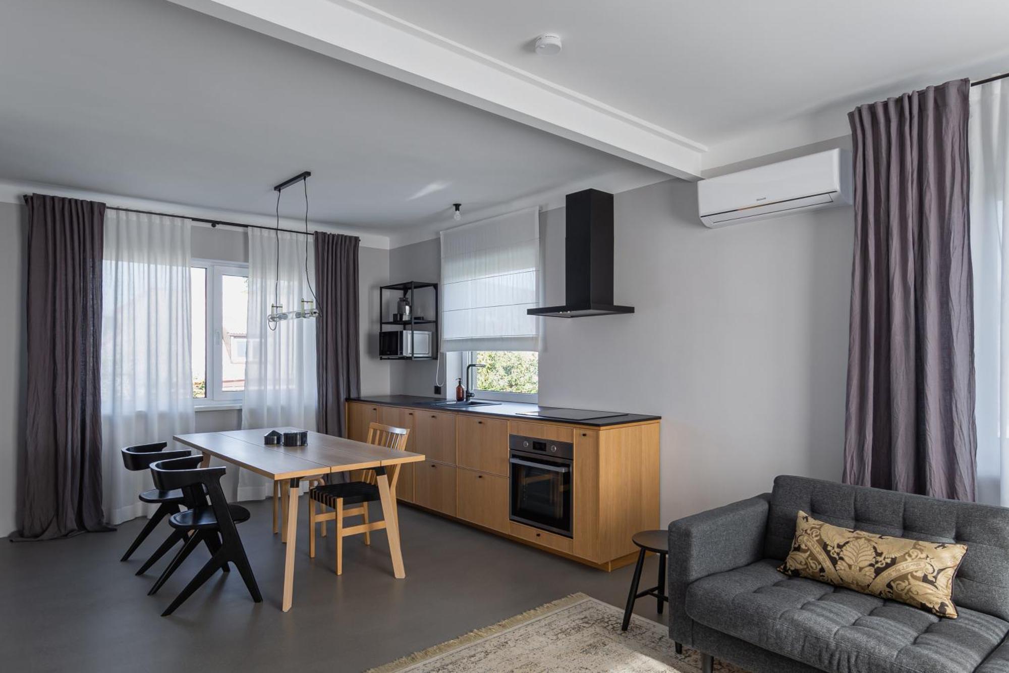 Minimalist. Apartment & Studio Šiauliai Buitenkant foto